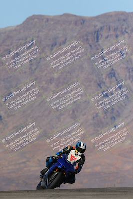 media/Dec-09-2023-SoCal Trackdays (Sat) [[76a8ac2686]]/Turn 9 (120pm)/